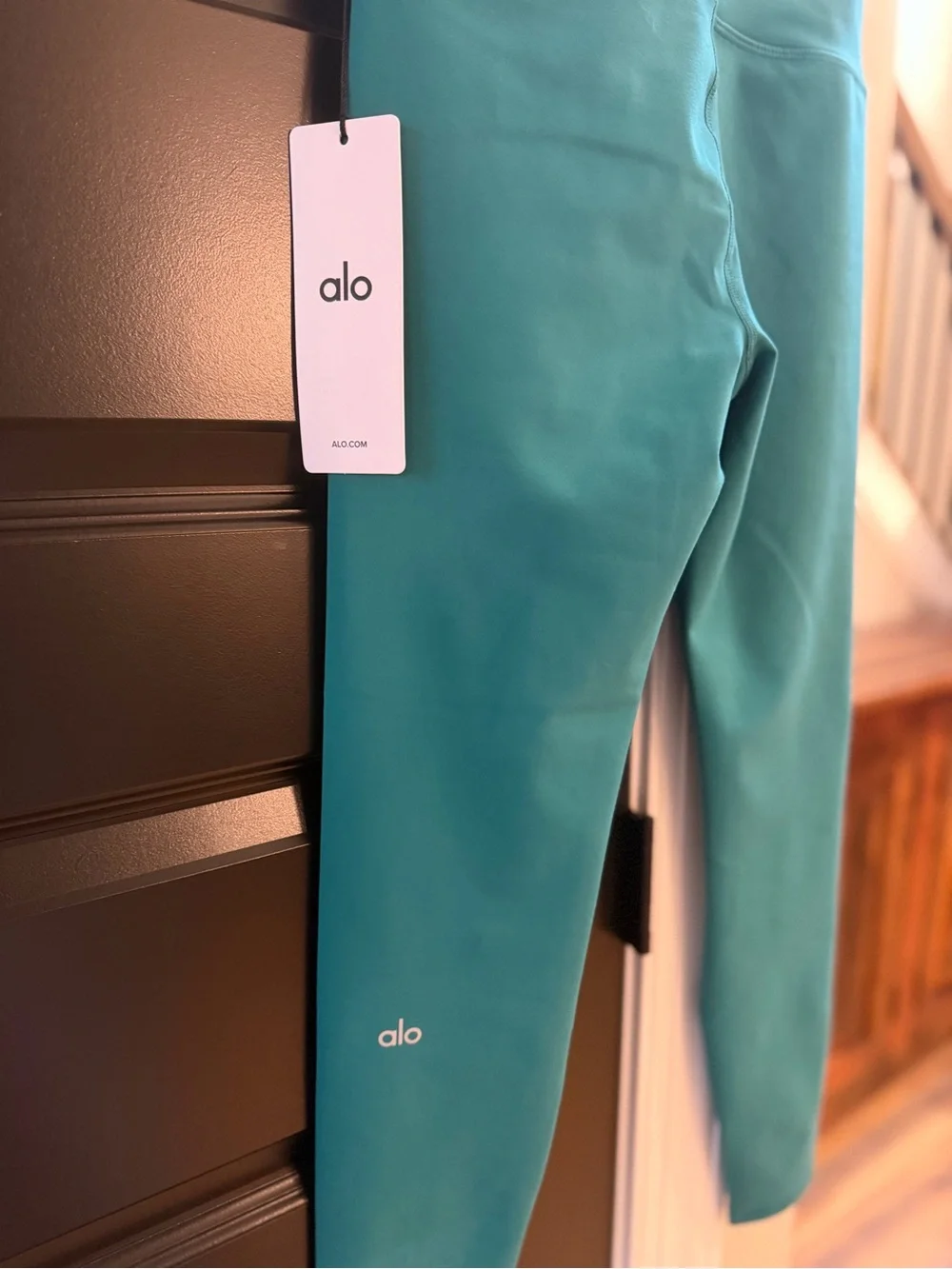 ALO Yoga nwt alo